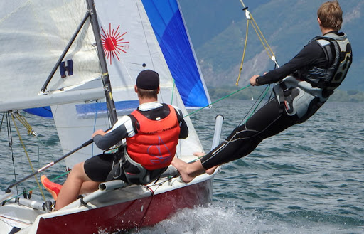 VELA: Sport acquatici: Barca a vela, Windsurf, Kitesurf